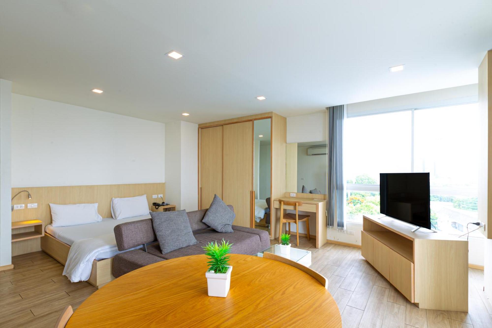 Karin Hotel & Service Apartment - Sha Extra Plus Сирача Экстерьер фото