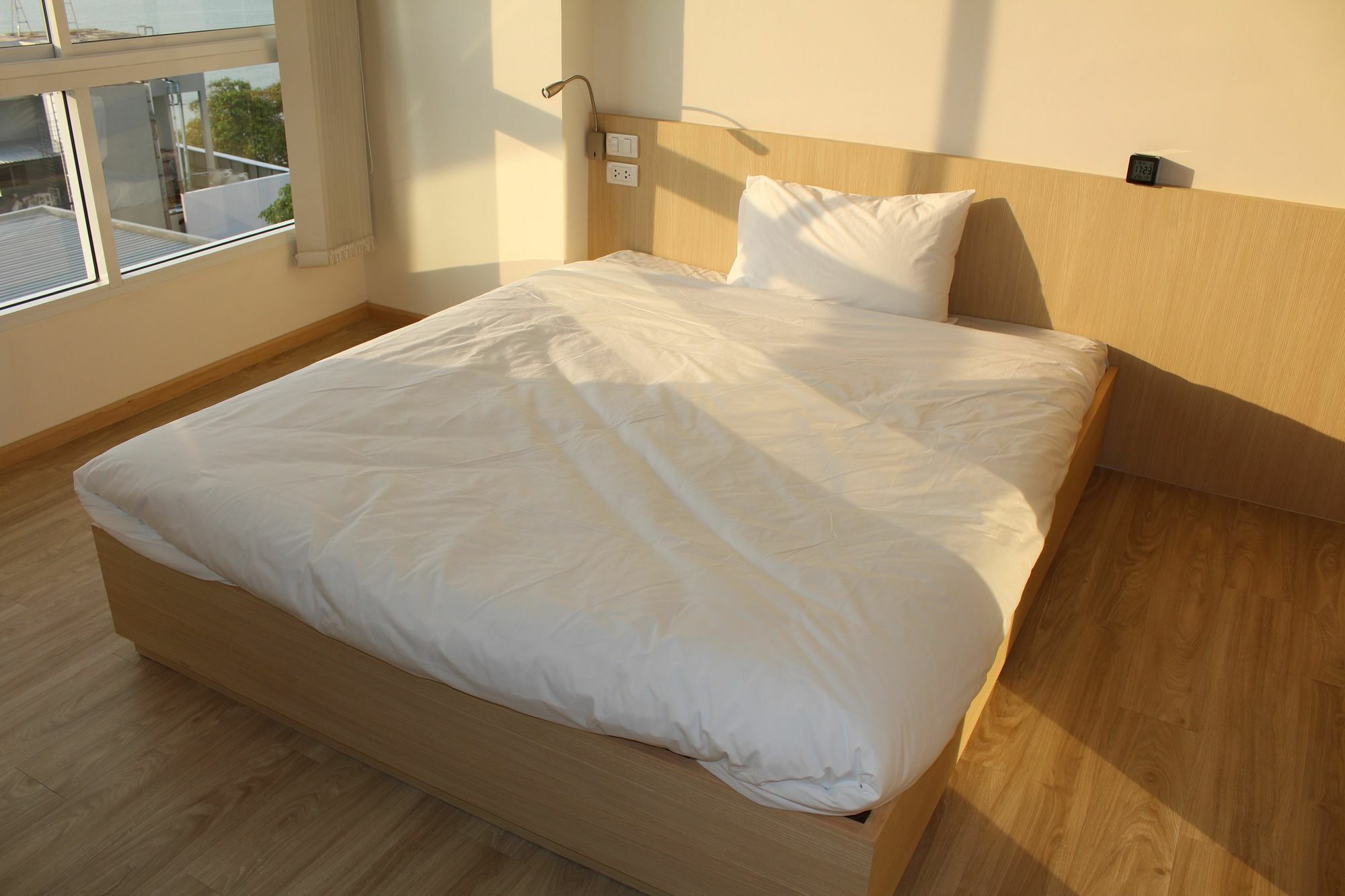 Karin Hotel & Service Apartment - Sha Extra Plus Сирача Экстерьер фото